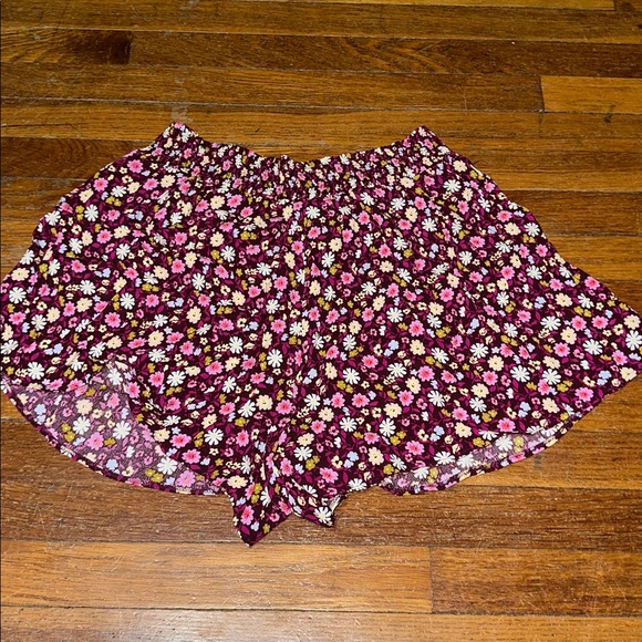 Victoria’s Secret “PINK” Floral Pull On Shorts, Flowy Fit, Sz Large - Picture 3 of 3